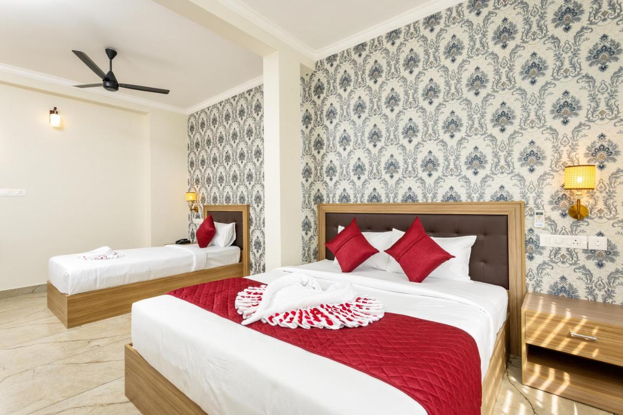 Esaa Airport Hotel Kochi 外观 照片