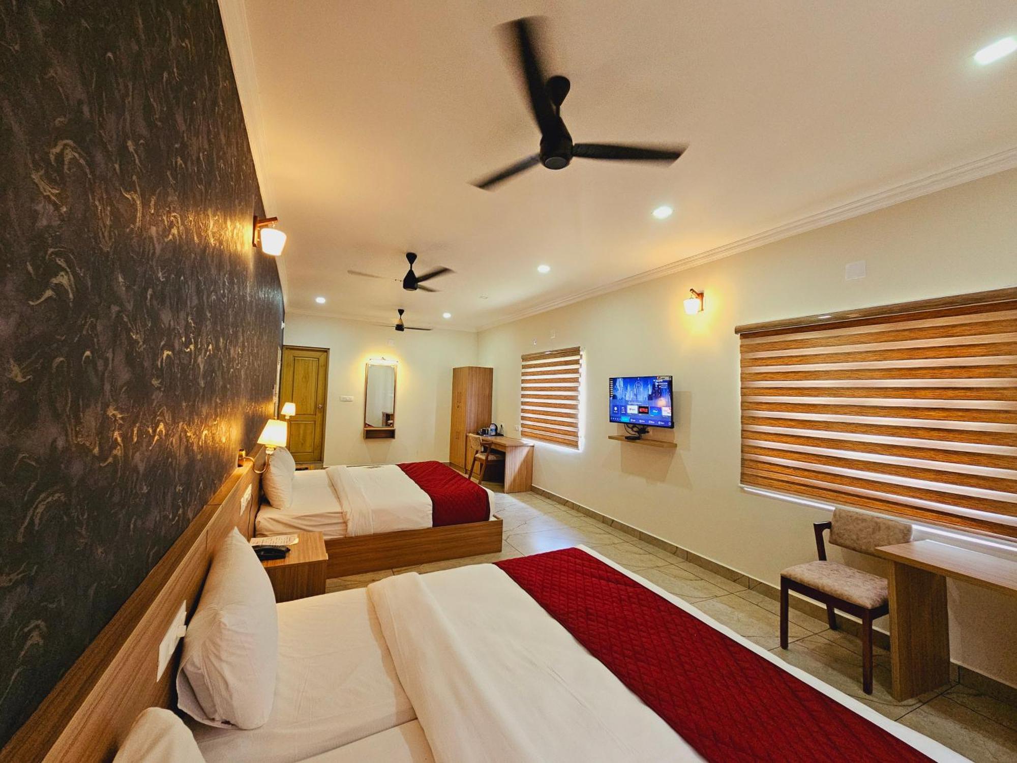 Esaa Airport Hotel Kochi 外观 照片