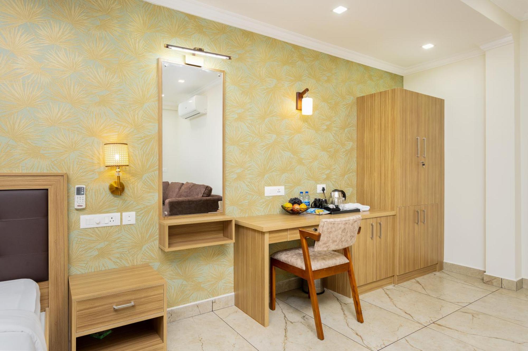 Esaa Airport Hotel Kochi 外观 照片