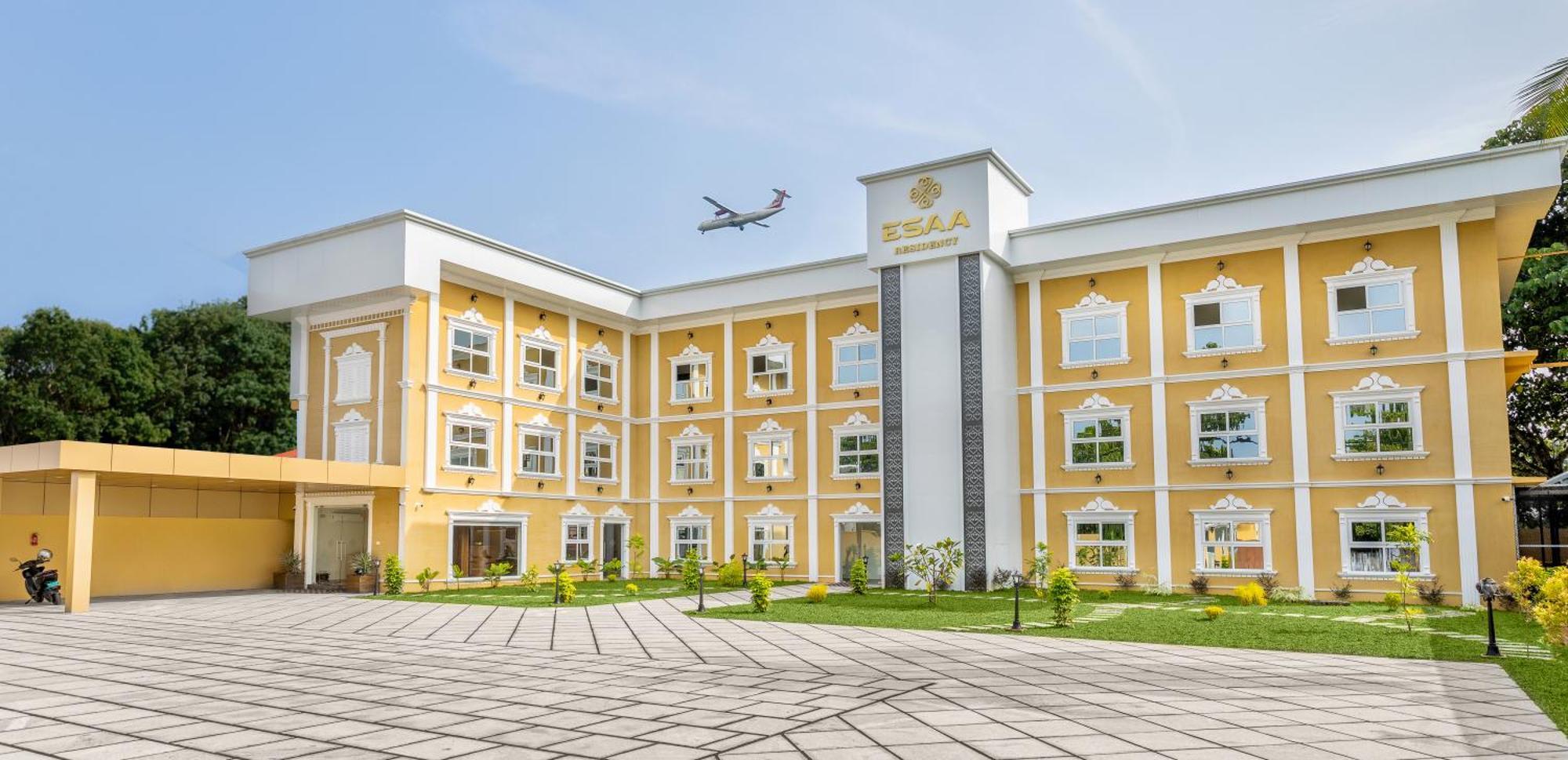 Esaa Airport Hotel Kochi 外观 照片