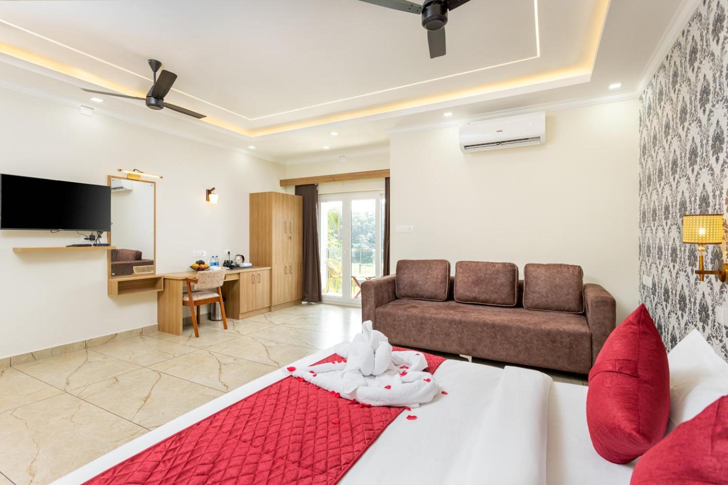 Esaa Airport Hotel Kochi 外观 照片